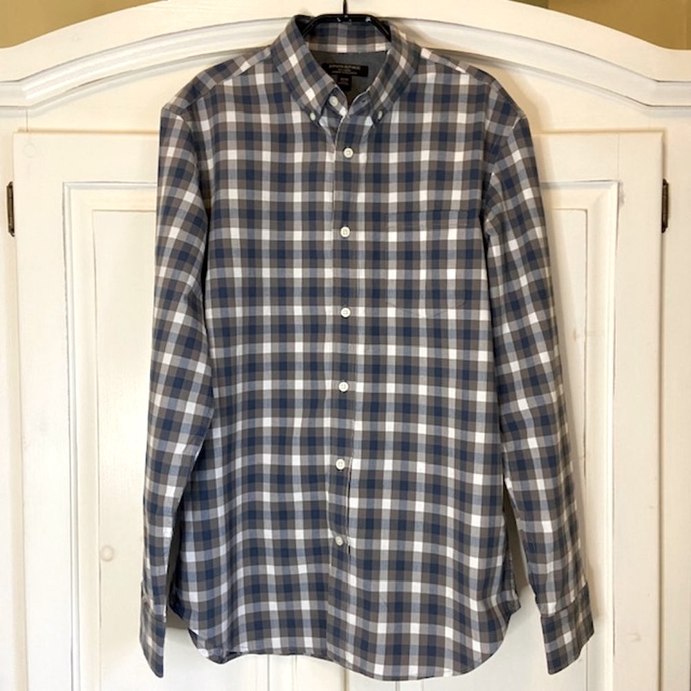Banana Republic Soft Wash Cotton Plaid Button Down Shirt